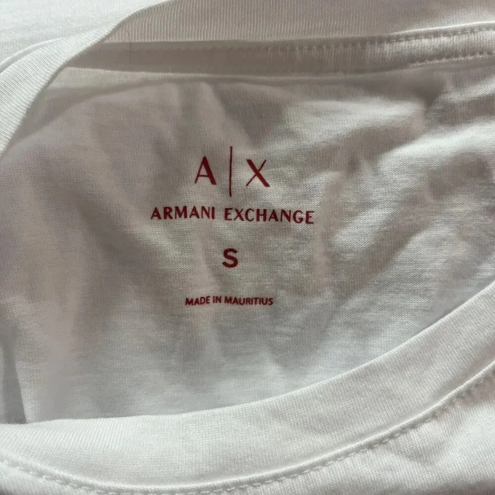 Armani Exchange FIN‎ Heart Love Designer Logo Women Tee New Small - Picture 3 of 13